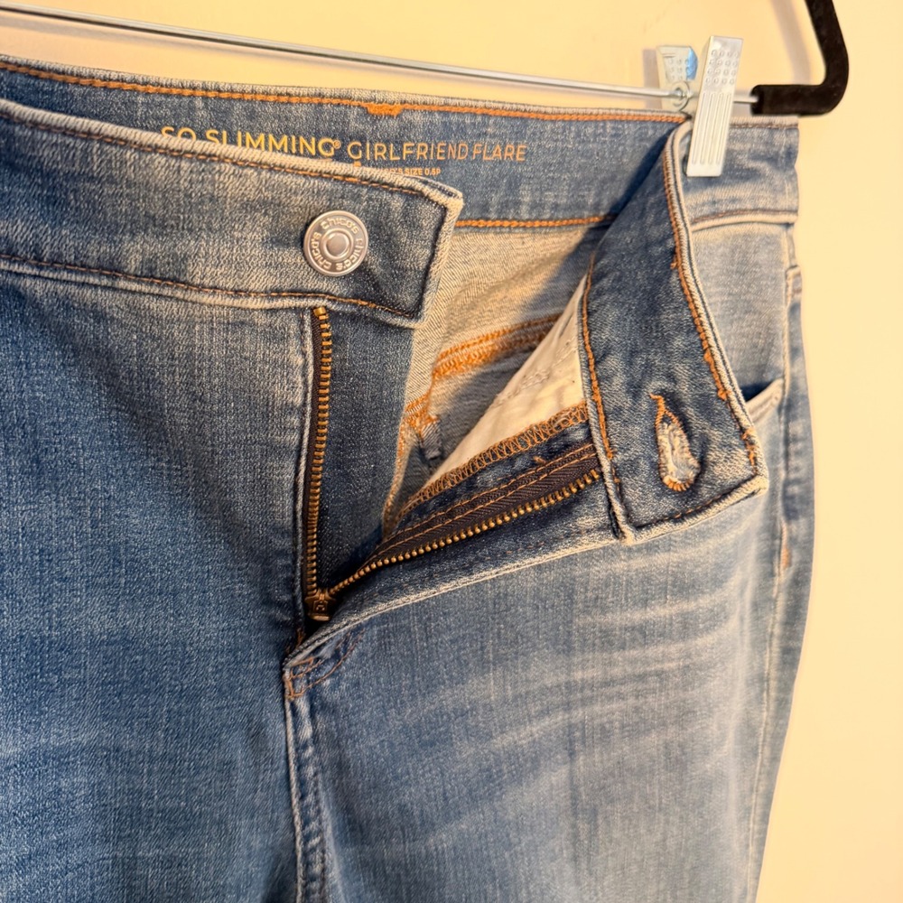 Chicos So Slimming Girlfriend Flare Jeans (0.5P/6P) Clean Denim Staple Piece - Picture 10 of 15